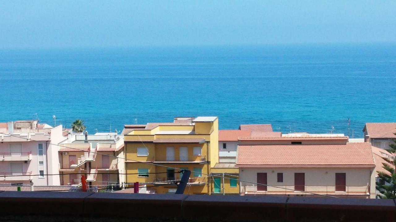Villa Spaia Brancaleone Marina Buitenkant foto
